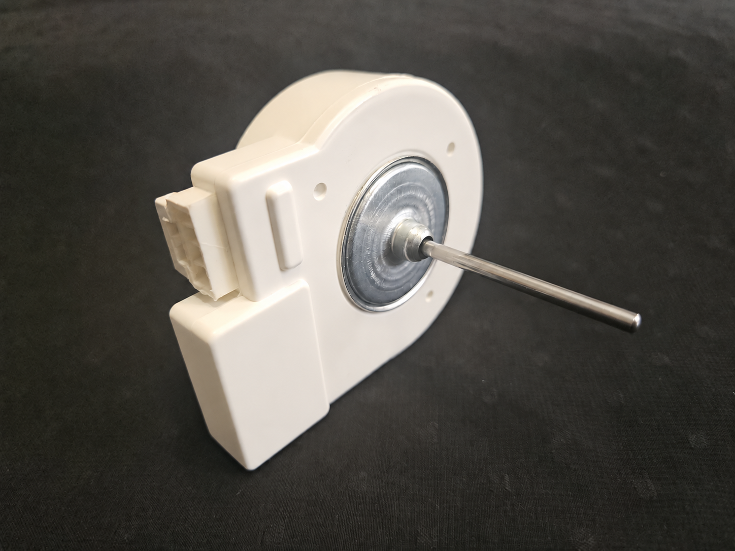 BLDC fan motor model P
